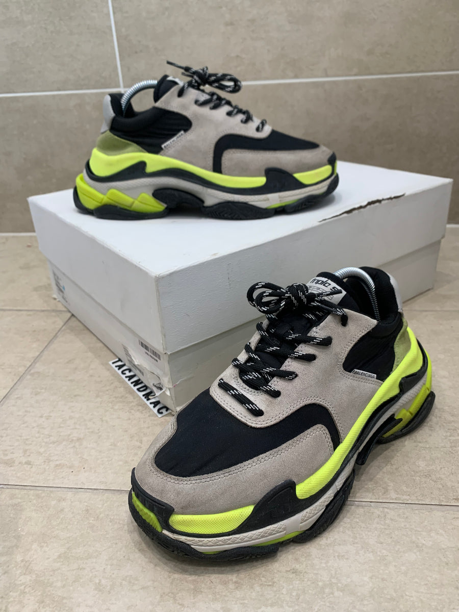 Balenciaga Triple S Trainer - EU 40 l UK 6 – TACANDMAC