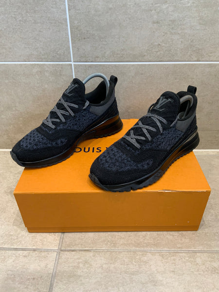 Louis Vuitton V N R Trainer - UK 6