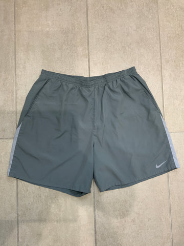 Nike Dri Fit Short - XXL