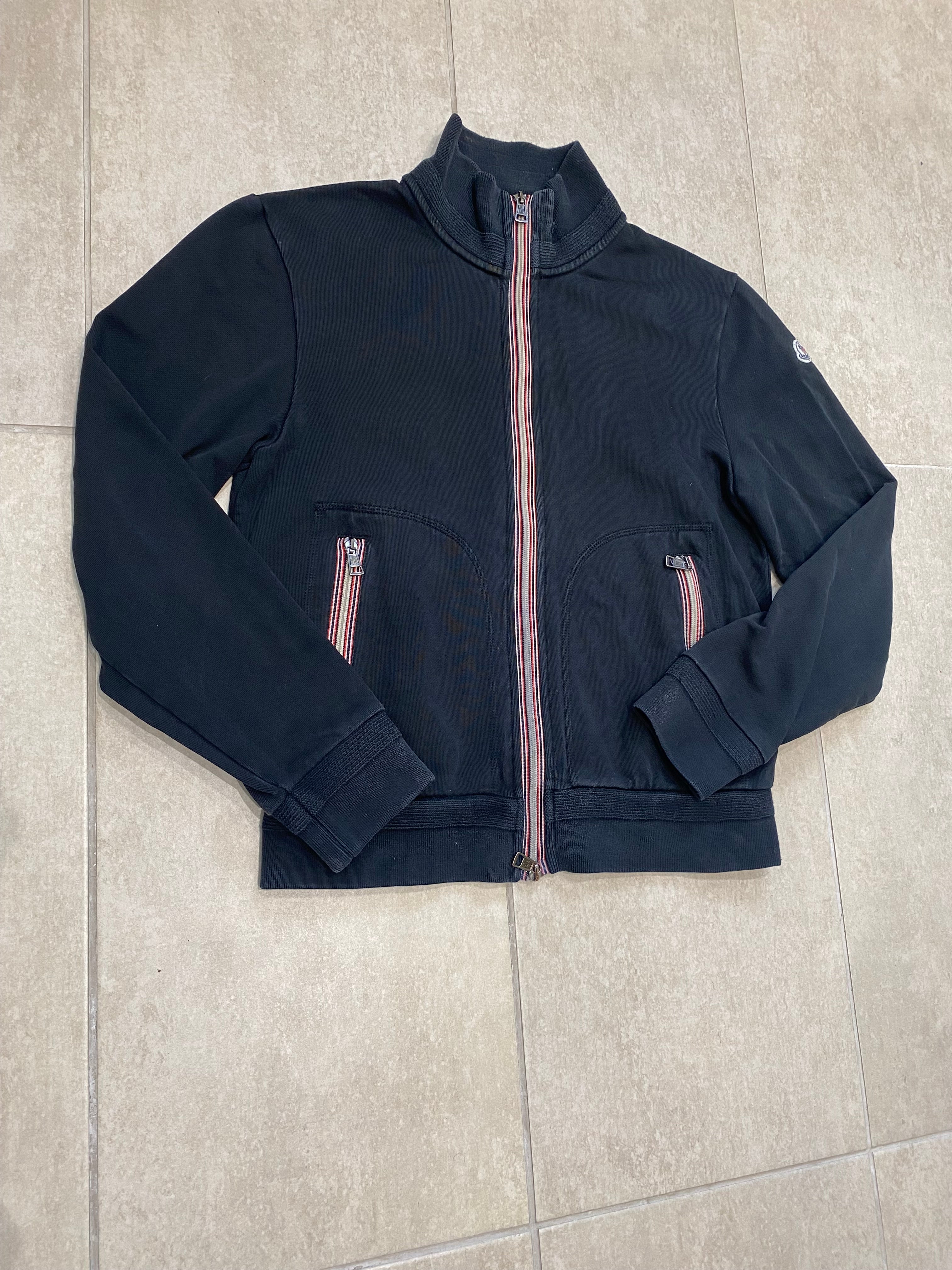 Moncler Maglia Cardigan - M – TACANDMAC Moncler Maglia Cardigan - M – TACANDMAC
