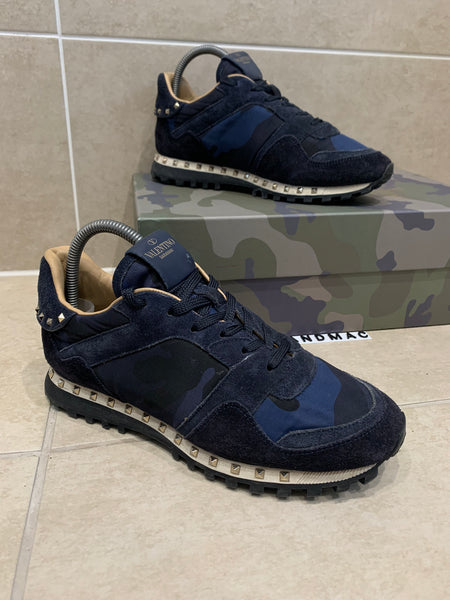 Valentino Garavani Rockstud Runner - EU 38 l UK 5